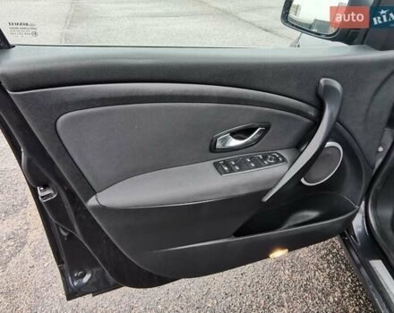 Серый Рено Меган, объемом двигателя 1.6 л и пробегом 220 тыс. км за 7300 $, фото 18 на Automoto.ua