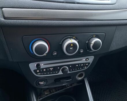 Серый Рено Меган, объемом двигателя 1.5 л и пробегом 306 тыс. км за 6300 $, фото 14 на Automoto.ua