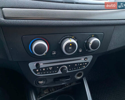 Серый Рено Меган, объемом двигателя 1.46 л и пробегом 300 тыс. км за 6300 $, фото 25 на Automoto.ua