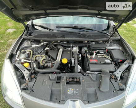 Сірий Рено Меган, об'ємом двигуна 1.5 л та пробігом 295 тис. км за 7100 $, фото 21 на Automoto.ua