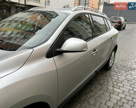 Сірий Рено Меган, об'ємом двигуна 1.46 л та пробігом 223 тис. км за 6250 $, фото 9 на Automoto.ua