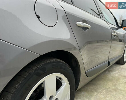 Серый Рено Меган, объемом двигателя 1.6 л и пробегом 182 тыс. км за 7800 $, фото 31 на Automoto.ua