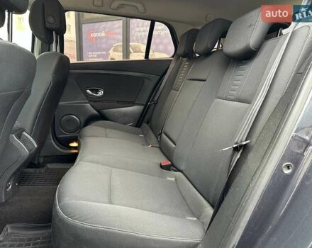 Серый Рено Меган, объемом двигателя 1.46 л и пробегом 322 тыс. км за 6800 $, фото 17 на Automoto.ua