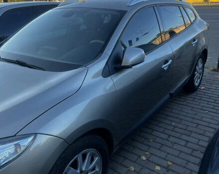 Сірий Рено Меган, об'ємом двигуна 1.46 л та пробігом 210 тис. км за 5599 $, фото 2 на Automoto.ua