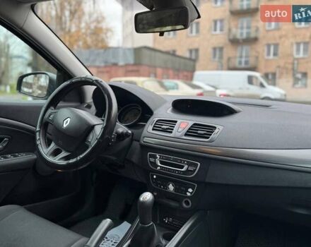 Серый Рено Меган, объемом двигателя 1.46 л и пробегом 295 тыс. км за 5700 $, фото 12 на Automoto.ua