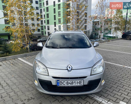 Серый Рено Меган, объемом двигателя 1.46 л и пробегом 320 тыс. км за 5999 $, фото 2 на Automoto.ua