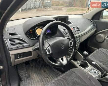 Серый Рено Меган, объемом двигателя 1.46 л и пробегом 285 тыс. км за 5700 $, фото 14 на Automoto.ua