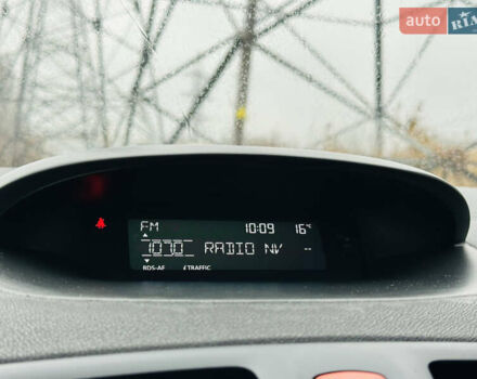 Серый Рено Меган, объемом двигателя 1.87 л и пробегом 228 тыс. км за 8500 $, фото 30 на Automoto.ua