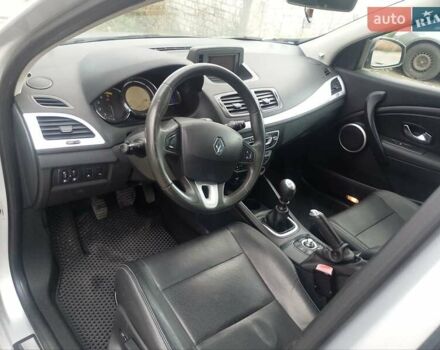 Рено Меган 2010 в Житомире на Automoto.ua Серый Рено Меган, объемом двигателя 1.5 л и пробегом 230 тыс. км за 7440 $, фото 6 на Automoto.ua