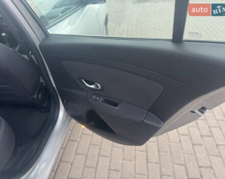 Серый Рено Меган, объемом двигателя 1.6 л и пробегом 250 тыс. км за 5950 $, фото 31 на Automoto.ua