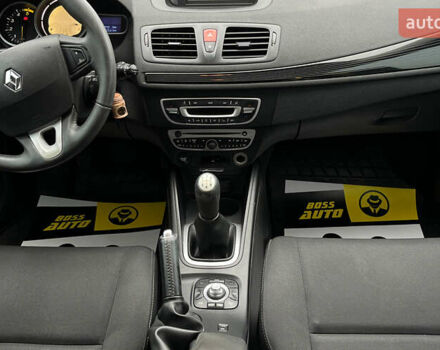 Серый Рено Меган, объемом двигателя 1.46 л и пробегом 260 тыс. км за 7200 $, фото 13 на Automoto.ua