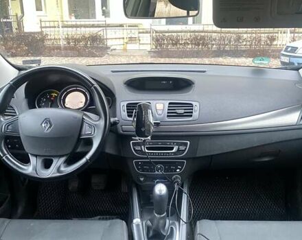 Серый Рено Меган, объемом двигателя 1.46 л и пробегом 300 тыс. км за 6950 $, фото 9 на Automoto.ua