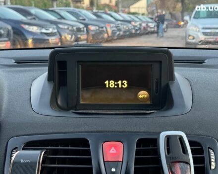 Серый Рено Меган, объемом двигателя 1.9 л и пробегом 297 тыс. км за 7290 $, фото 26 на Automoto.ua