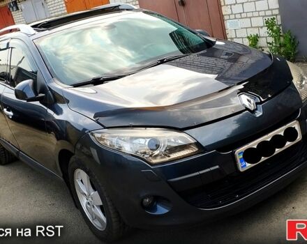 Серый Рено Меган, объемом двигателя 1.5 л и пробегом 250 тыс. км за 7900 $, фото 3 на Automoto.ua