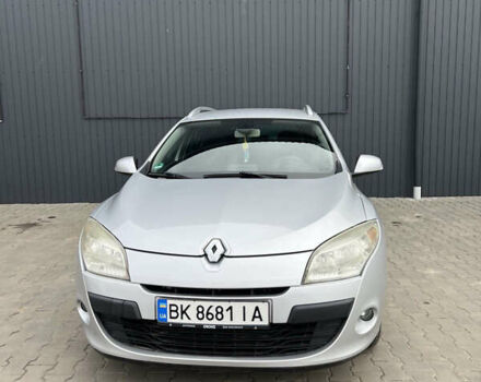 Сірий Рено Меган, об'ємом двигуна 1.46 л та пробігом 275 тис. км за 5999 $, фото 1 на Automoto.ua