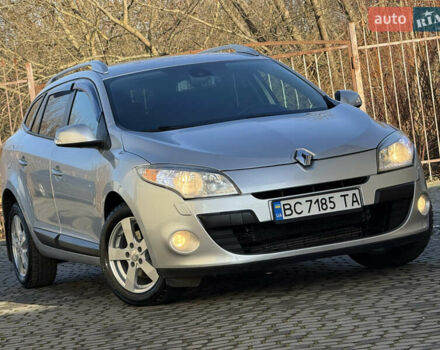 Серый Рено Меган, объемом двигателя 1.46 л и пробегом 180 тыс. км за 6750 $, фото 1 на Automoto.ua
