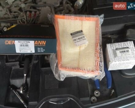 Серый Рено Меган, объемом двигателя 1.4 л и пробегом 250 тыс. км за 7500 $, фото 217 на Automoto.ua