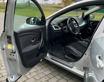 Сірий Рено Меган, об'ємом двигуна 1.87 л та пробігом 267 тис. км за 6900 $, фото 18 на Automoto.ua