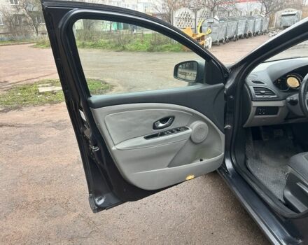 Серый Рено Меган, объемом двигателя 1.5 л и пробегом 285 тыс. км за 5700 $, фото 8 на Automoto.ua