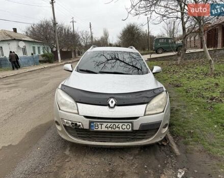 Серый Рено Меган, объемом двигателя 1.46 л и пробегом 300 тыс. км за 4200 $, фото 1 на Automoto.ua