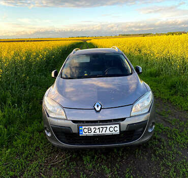 Серый Рено Меган, объемом двигателя 1.46 л и пробегом 293 тыс. км за 7800 $, фото 12 на Automoto.ua