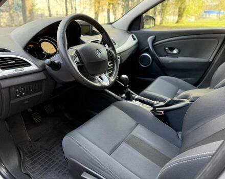 Серый Рено Меган, объемом двигателя 1.5 л и пробегом 280 тыс. км за 6800 $, фото 12 на Automoto.ua