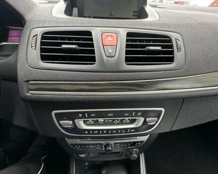 Серый Рено Меган, объемом двигателя 1.9 л и пробегом 143 тыс. км за 8450 $, фото 16 на Automoto.ua