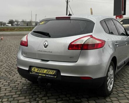 Серый Рено Меган, объемом двигателя 0 л и пробегом 260 тыс. км за 7200 $, фото 6 на Automoto.ua