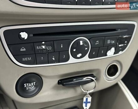 Серый Рено Меган, объемом двигателя 2 л и пробегом 260 тыс. км за 7800 $, фото 24 на Automoto.ua