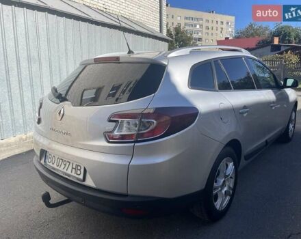 Рено Меган 2010 в Тернополе на Automoto.ua Серый Рено Меган, объемом двигателя 1.6 л и пробегом 148 тыс. км за 7600 $, фото 3 на Automoto.ua