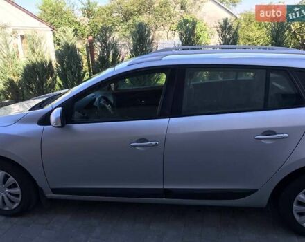Серый Рено Меган, объемом двигателя 1.5 л и пробегом 238 тыс. км за 7000 $, фото 3 на Automoto.ua
