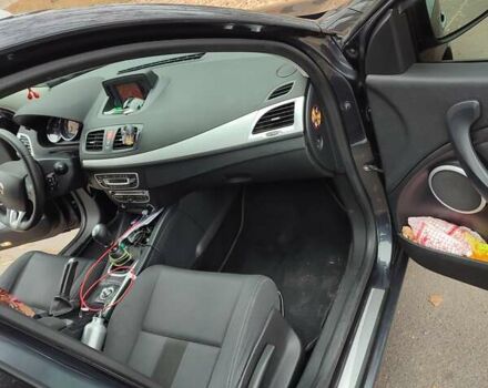 Серый Рено Меган, объемом двигателя 1.4 л и пробегом 250 тыс. км за 7500 $, фото 164 на Automoto.ua