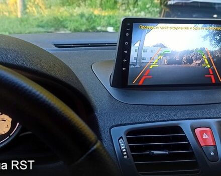 Сірий Рено Меган, об'ємом двигуна 1.6 л та пробігом 205 тис. км за 7100 $, фото 2 на Automoto.ua