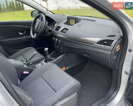 Серый Рено Меган, объемом двигателя 1.6 л и пробегом 225 тыс. км за 7700 $, фото 30 на Automoto.ua