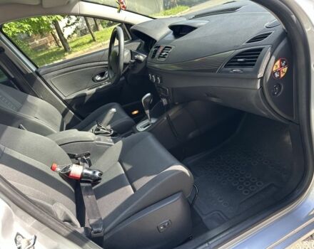 Серый Рено Меган, объемом двигателя 1.5 л и пробегом 195 тыс. км за 6999 $, фото 7 на Automoto.ua