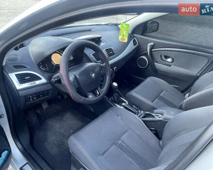 Серый Рено Меган, объемом двигателя 1.87 л и пробегом 230 тыс. км за 6500 $, фото 6 на Automoto.ua