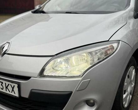 Серый Рено Меган, объемом двигателя 1.46 л и пробегом 295 тыс. км за 5700 $, фото 2 на Automoto.ua