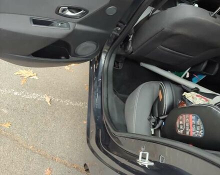 Серый Рено Меган, объемом двигателя 1.4 л и пробегом 250 тыс. км за 7500 $, фото 128 на Automoto.ua