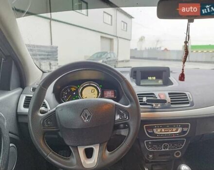 Сірий Рено Меган, об'ємом двигуна 1.5 л та пробігом 310 тис. км за 6800 $, фото 28 на Automoto.ua