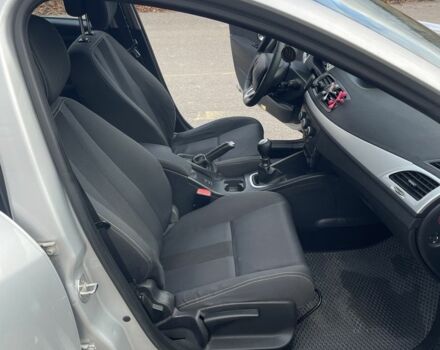 Серый Рено Меган, объемом двигателя 1.5 л и пробегом 280 тыс. км за 6100 $, фото 9 на Automoto.ua