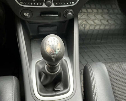 Сірий Рено Меган, об'ємом двигуна 1.46 л та пробігом 223 тис. км за 6250 $, фото 13 на Automoto.ua