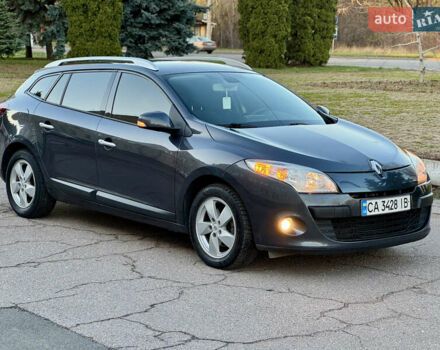 Серый Рено Меган, объемом двигателя 1.46 л и пробегом 223 тыс. км за 6999 $, фото 3 на Automoto.ua