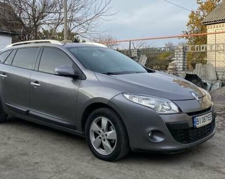 Серый Рено Меган, объемом двигателя 1.5 л и пробегом 320 тыс. км за 7000 $, фото 1 на Automoto.ua