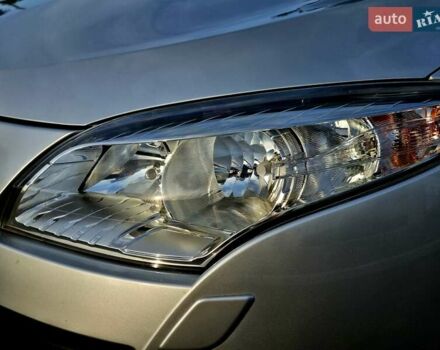 Серый Рено Меган, объемом двигателя 1.6 л и пробегом 195 тыс. км за 7850 $, фото 41 на Automoto.ua