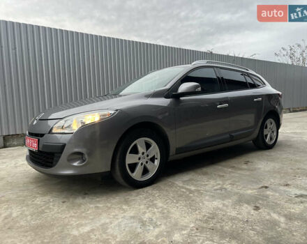 Серый Рено Меган, объемом двигателя 1.6 л и пробегом 182 тыс. км за 7800 $, фото 3 на Automoto.ua