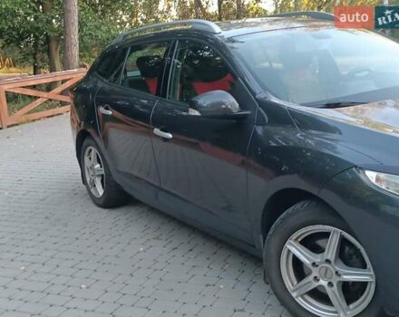 Серый Рено Меган, объемом двигателя 1.46 л и пробегом 267 тыс. км за 6200 $, фото 1 на Automoto.ua