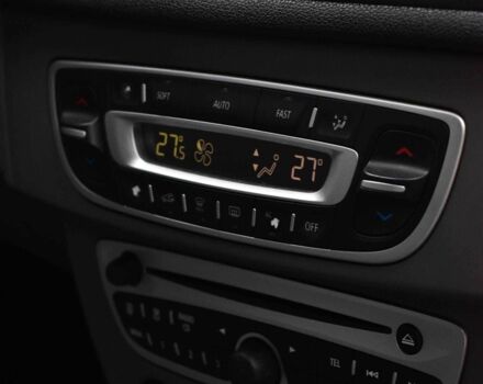 Серый Рено Меган, объемом двигателя 1.5 л и пробегом 248 тыс. км за 6599 $, фото 17 на Automoto.ua