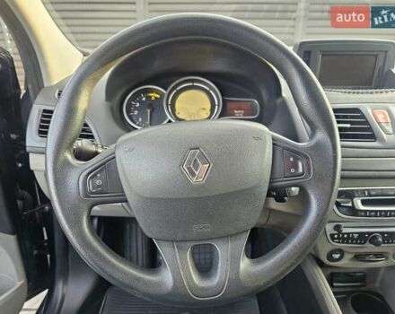 Серый Рено Меган, объемом двигателя 1.46 л и пробегом 257 тыс. км за 5150 $, фото 39 на Automoto.ua