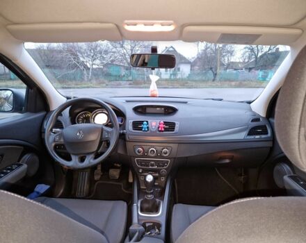 Сірий Рено Меган, об'ємом двигуна 1.6 л та пробігом 238 тис. км за 7350 $, фото 9 на Automoto.ua