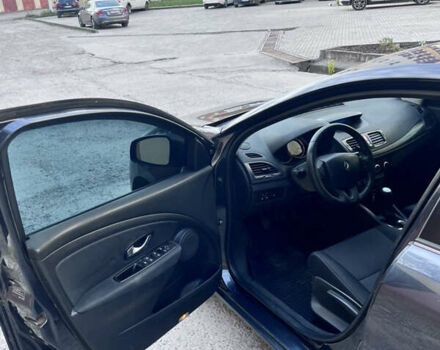 Серый Рено Меган, объемом двигателя 1.46 л и пробегом 325 тыс. км за 6400 $, фото 19 на Automoto.ua